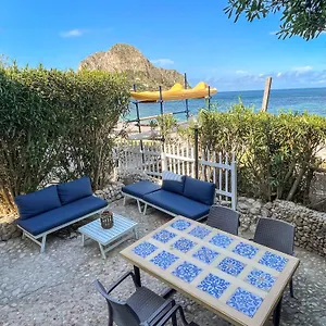 Dimore Di Mare - Beachfront , Santa Flavia Italien